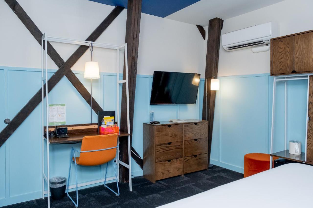 The Russell Hotel Нашвил Екстериор снимка
