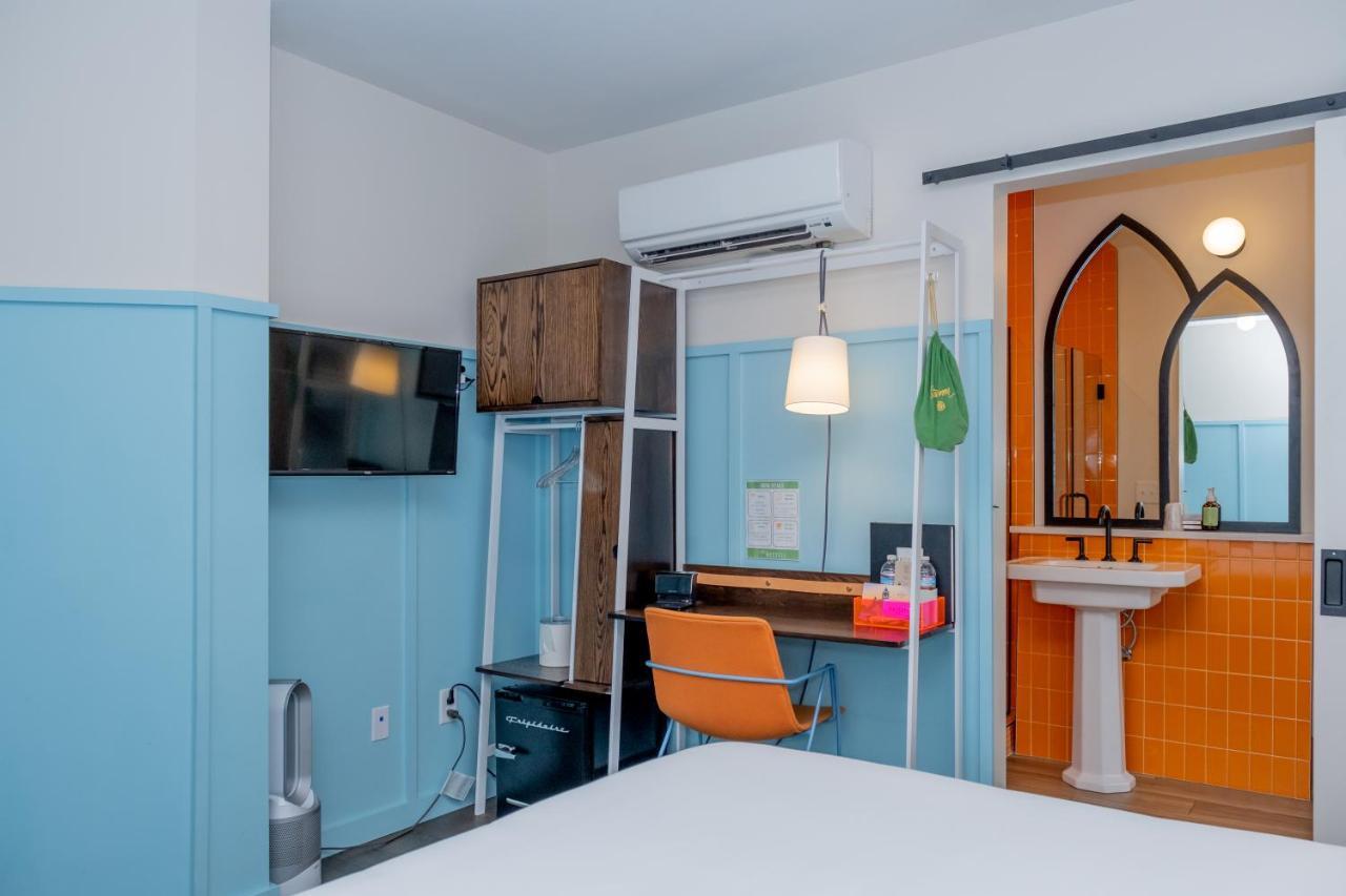 The Russell Hotel Нашвил Екстериор снимка