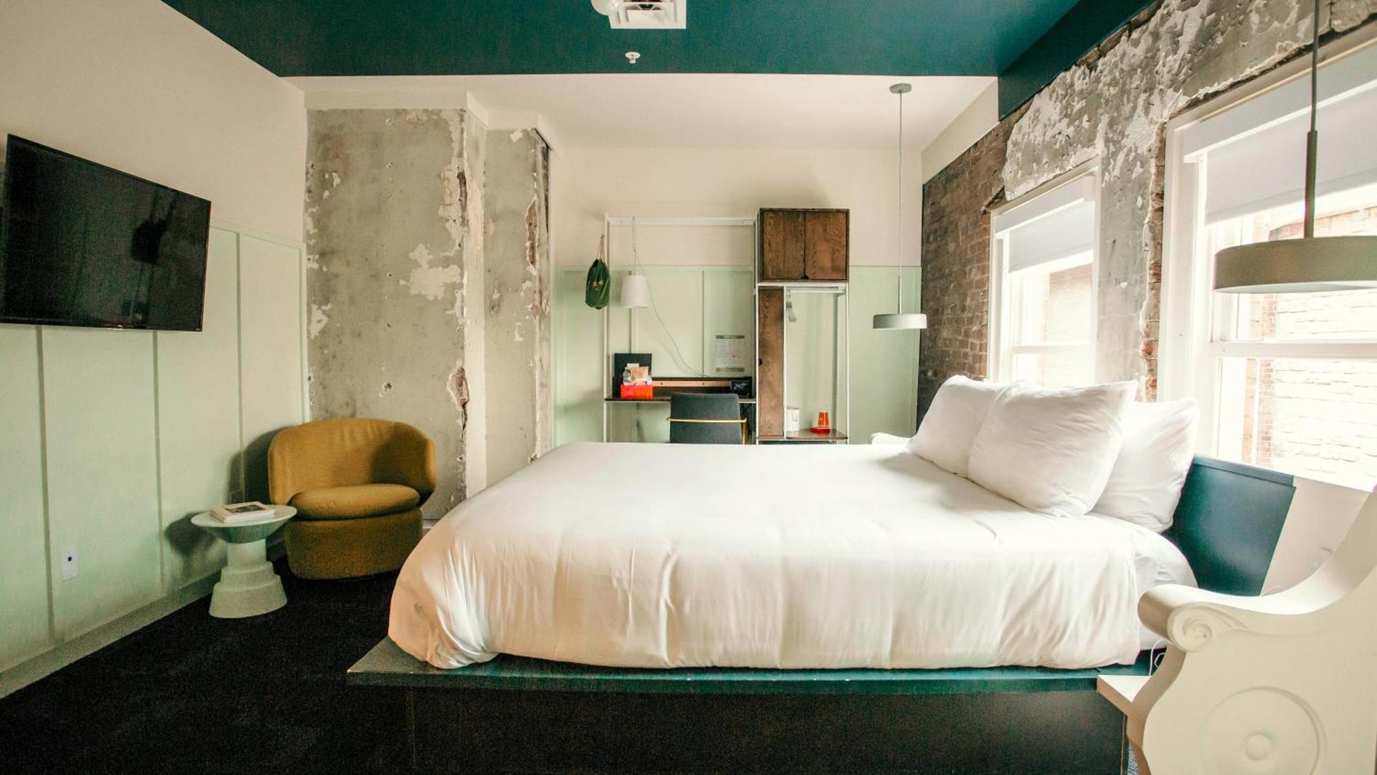The Russell Hotel Нашвил Екстериор снимка