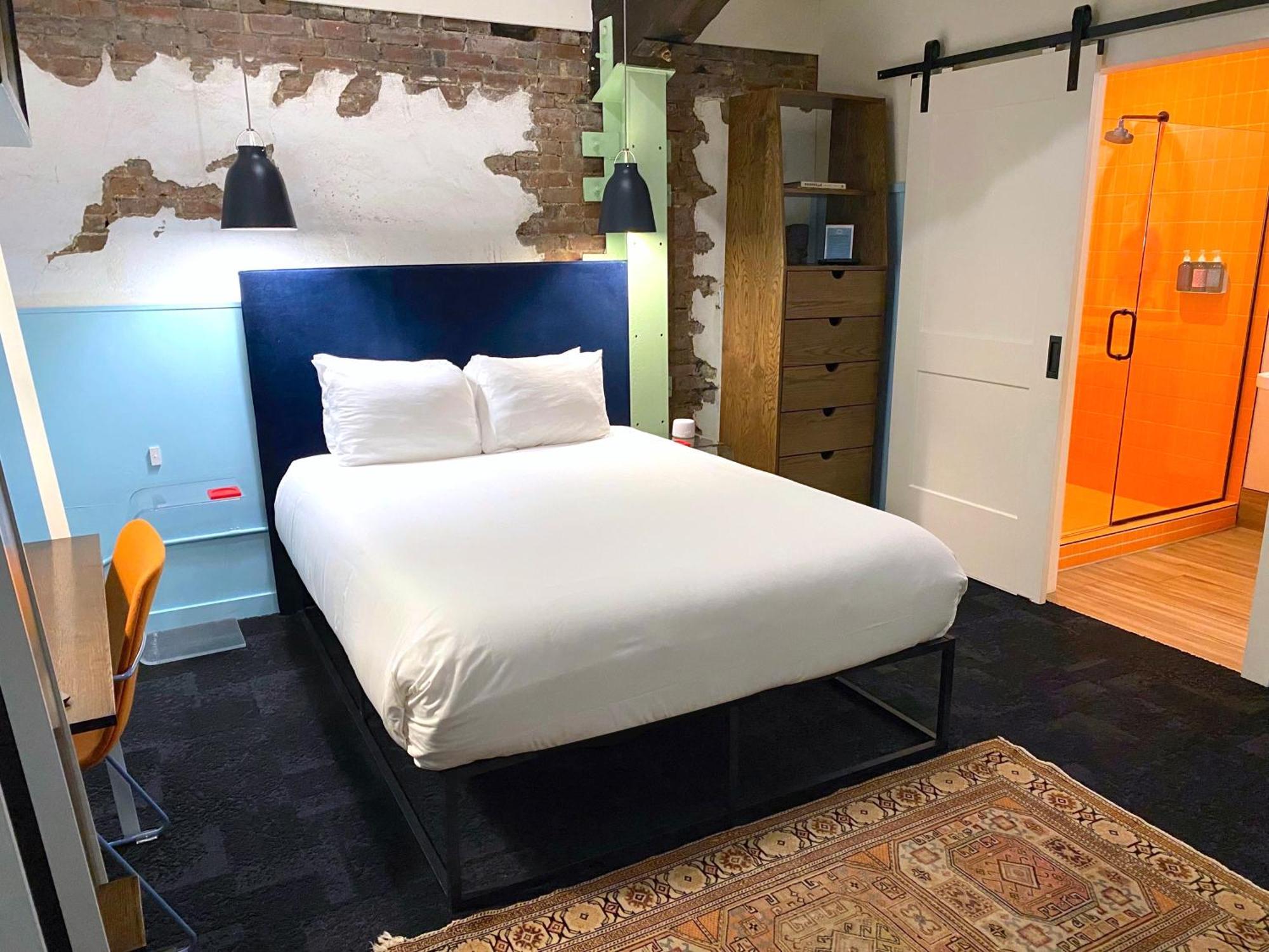 The Russell Hotel Нашвил Екстериор снимка